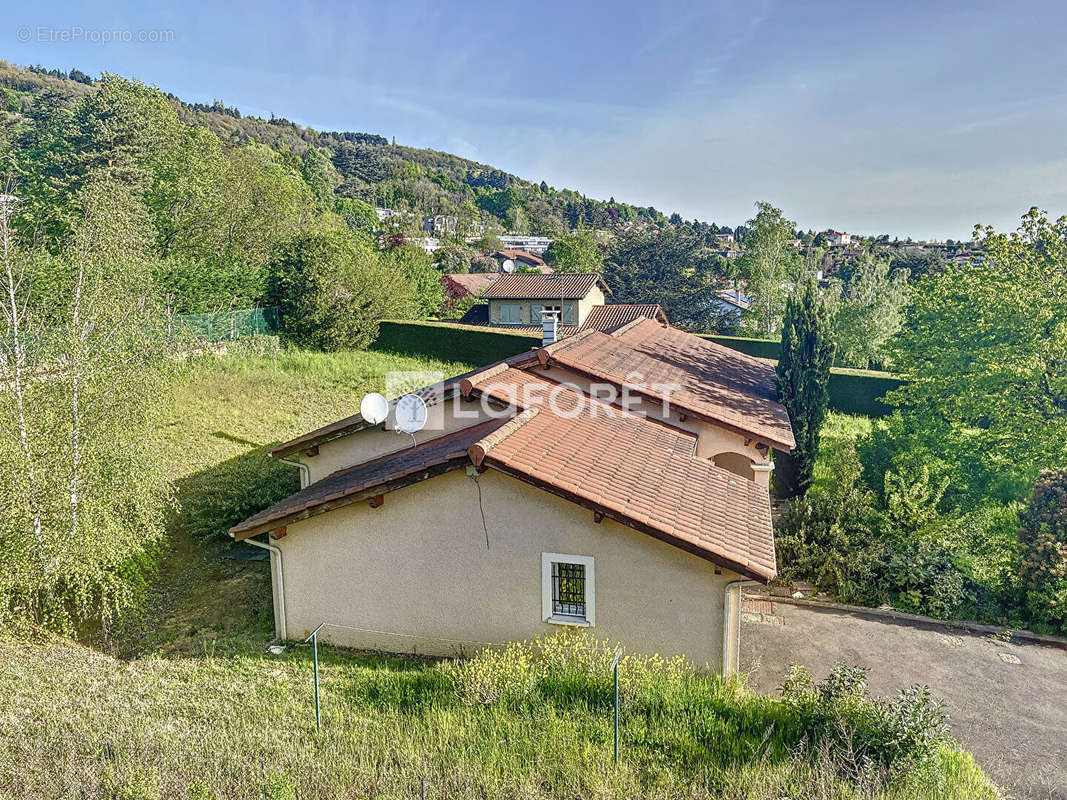 Maison à SAINT-CYR-AU-MONT-D&#039;OR