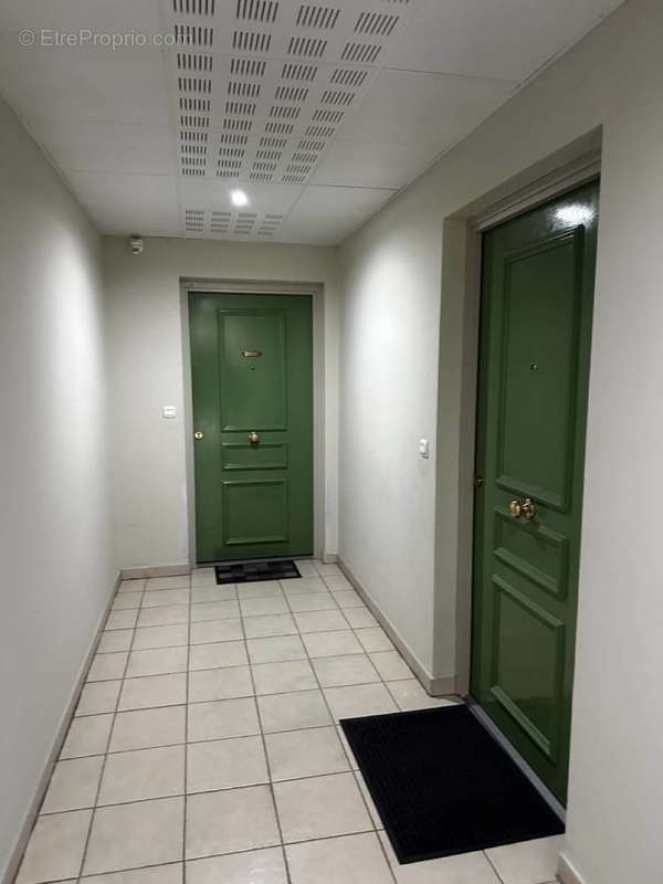 Appartement à LA CRAU