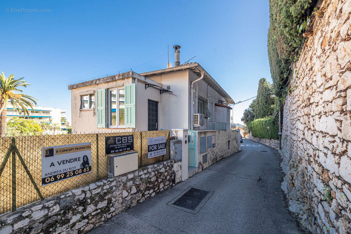 Appartement à VILLEFRANCHE-SUR-MER