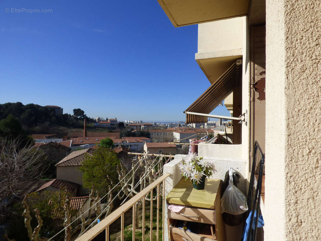 Appartement à MARSEILLE-14E