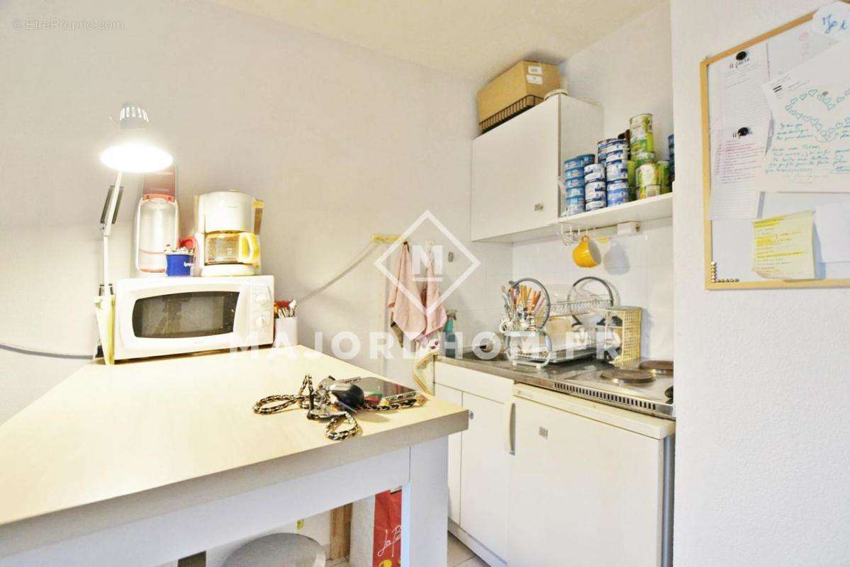 Appartement à MARSEILLE-5E