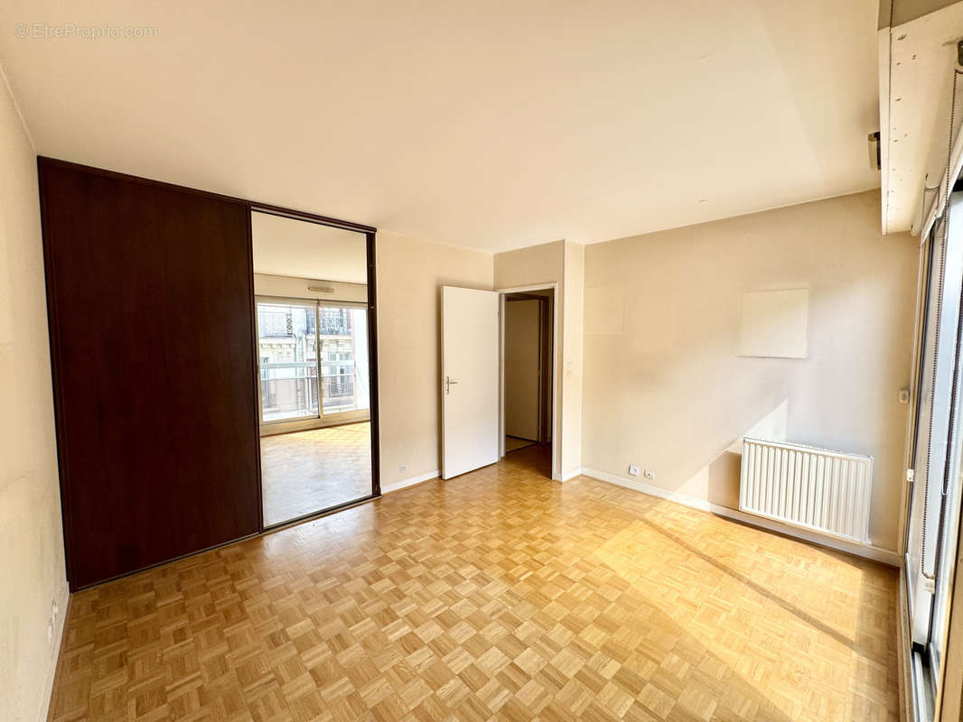 Appartement à PARIS-12E