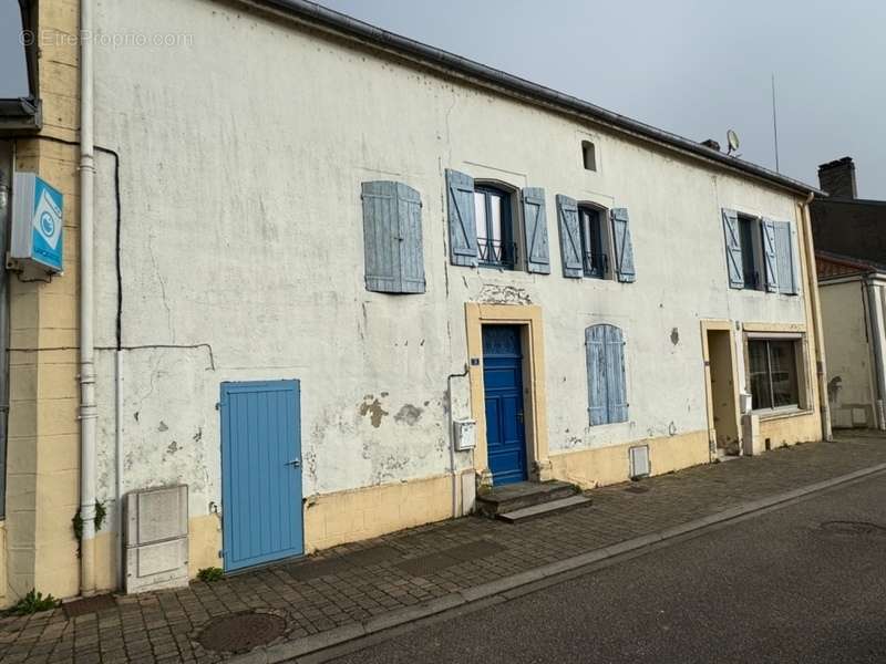 Appartement à STENAY