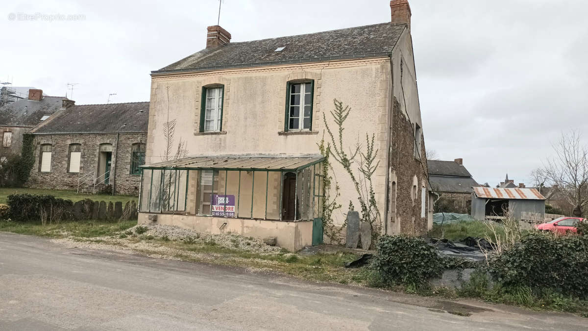 Maison à SAINTE-ANNE-SUR-VILAINE