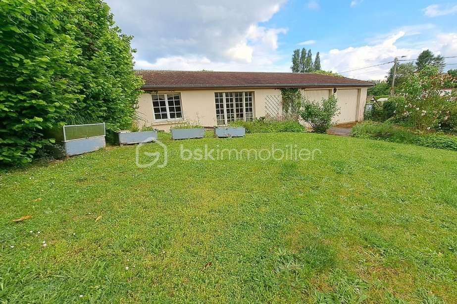 Maison à VAUCHELLES-LES-QUESNOY