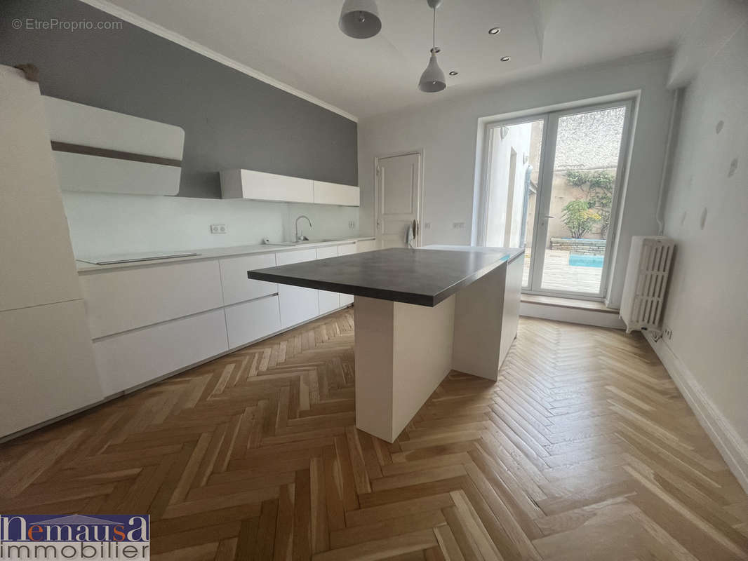 Appartement à NIMES