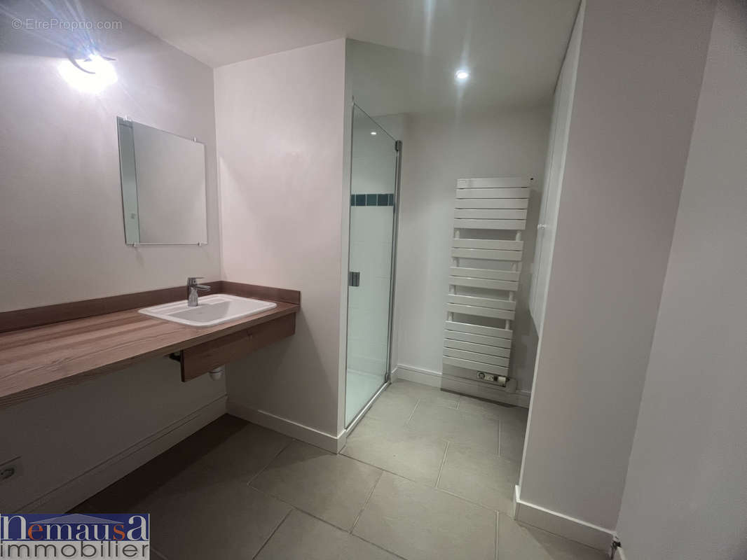 Appartement à NIMES