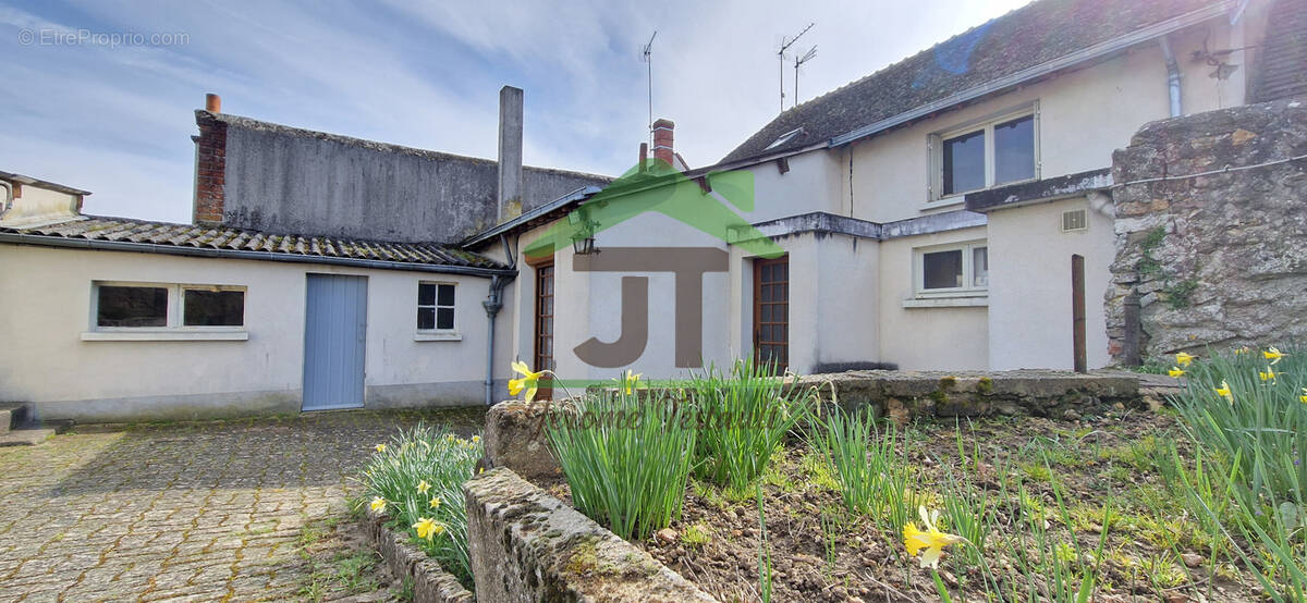 Maison à CHATEAUDUN