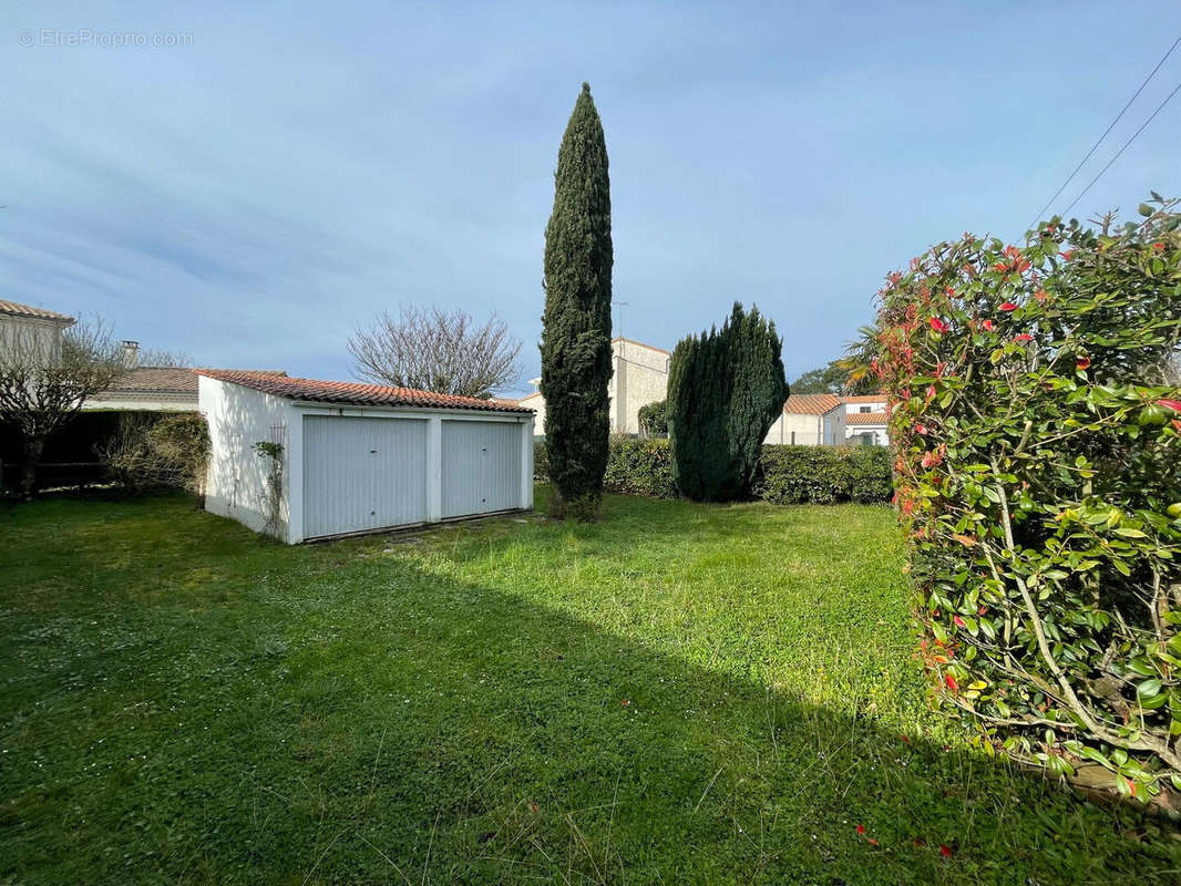 Terrain à SAINT-PALAIS-SUR-MER