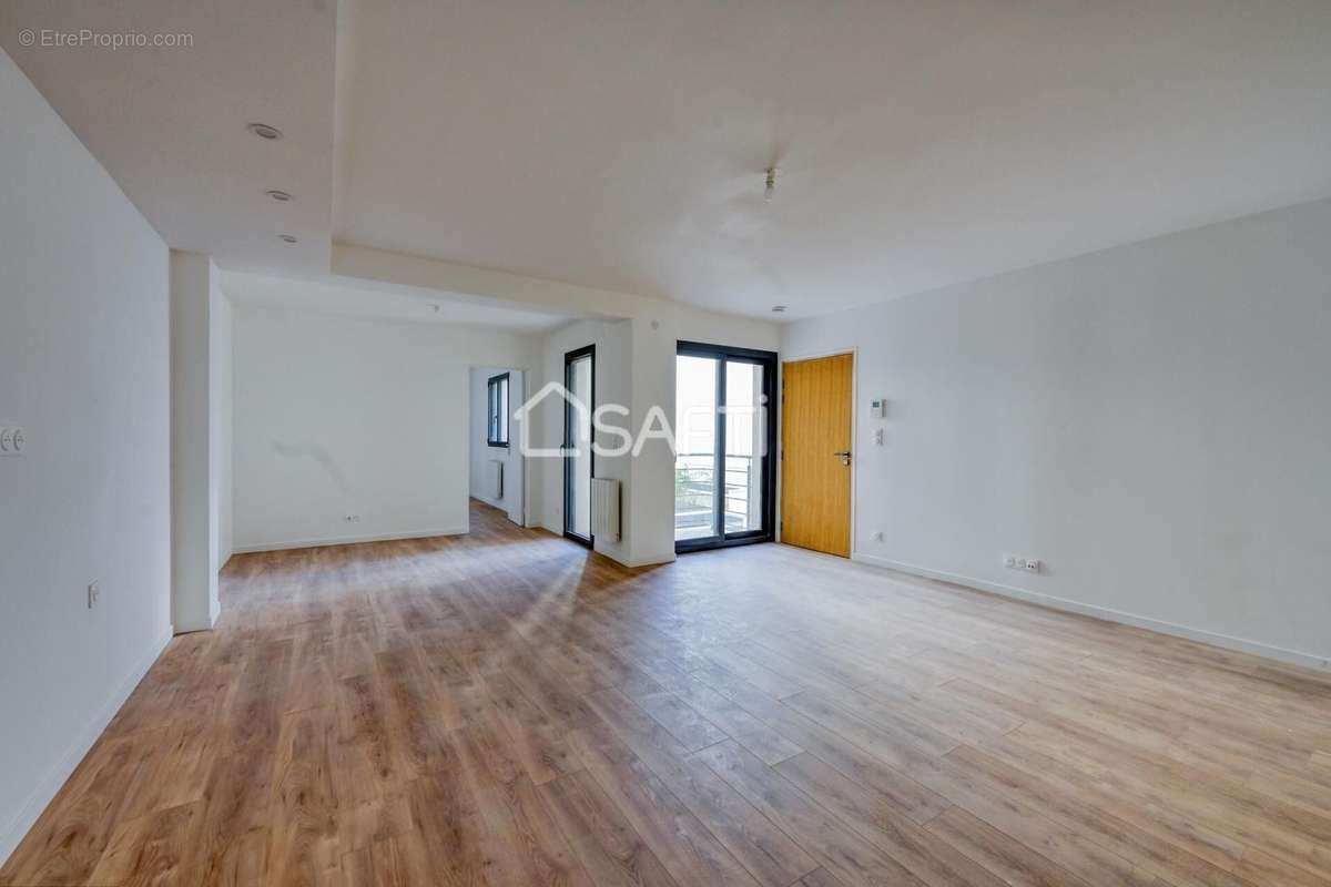 Photo 3 - Appartement à SAINT-MAUR-DES-FOSSES