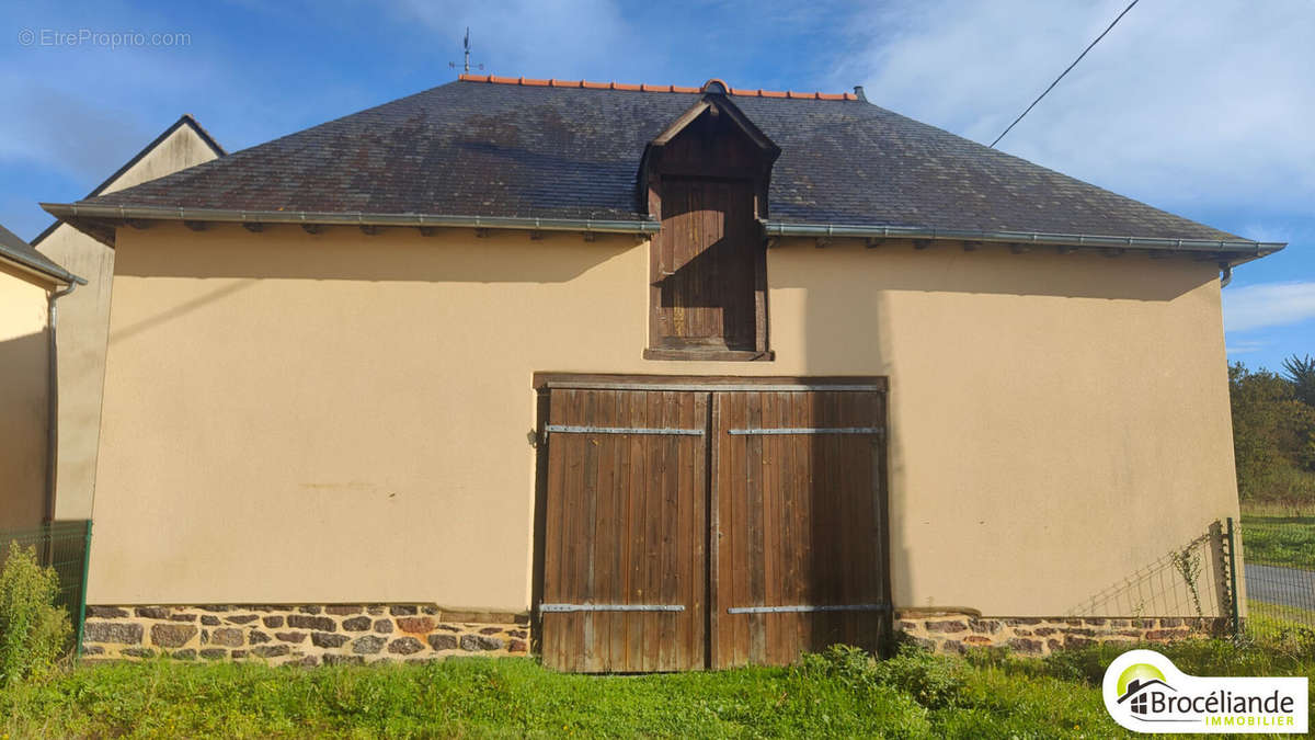 Maison à SAINT-GILLES