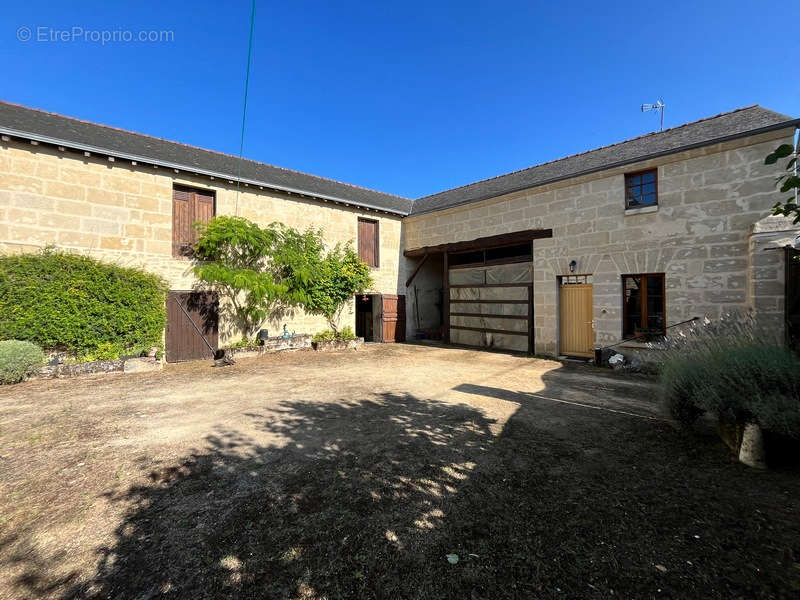 Maison à DOUE-LA-FONTAINE