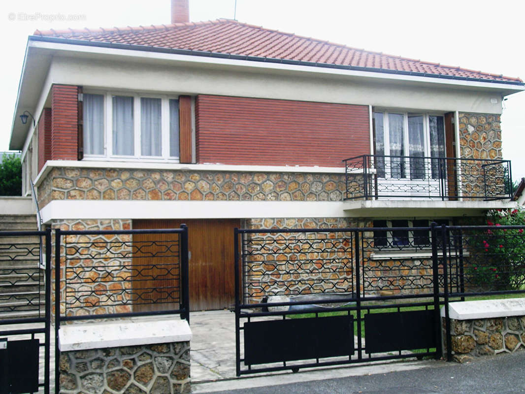 Maison à LIVRY-GARGAN