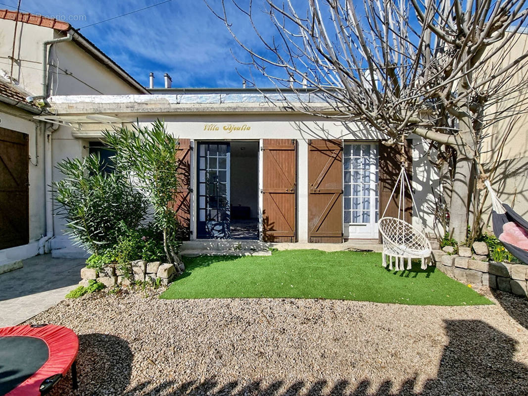 Maison à MONTREUIL