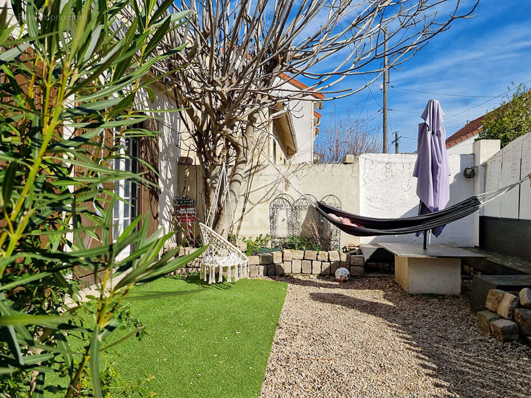 Maison à MONTREUIL