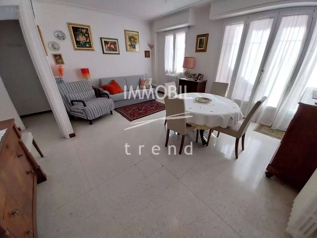 Appartement à MENTON