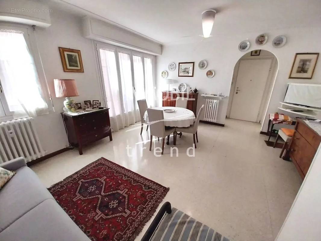 Appartement à MENTON