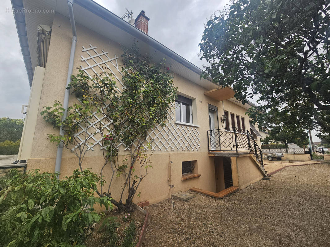 Maison à NUITS-SAINT-GEORGES