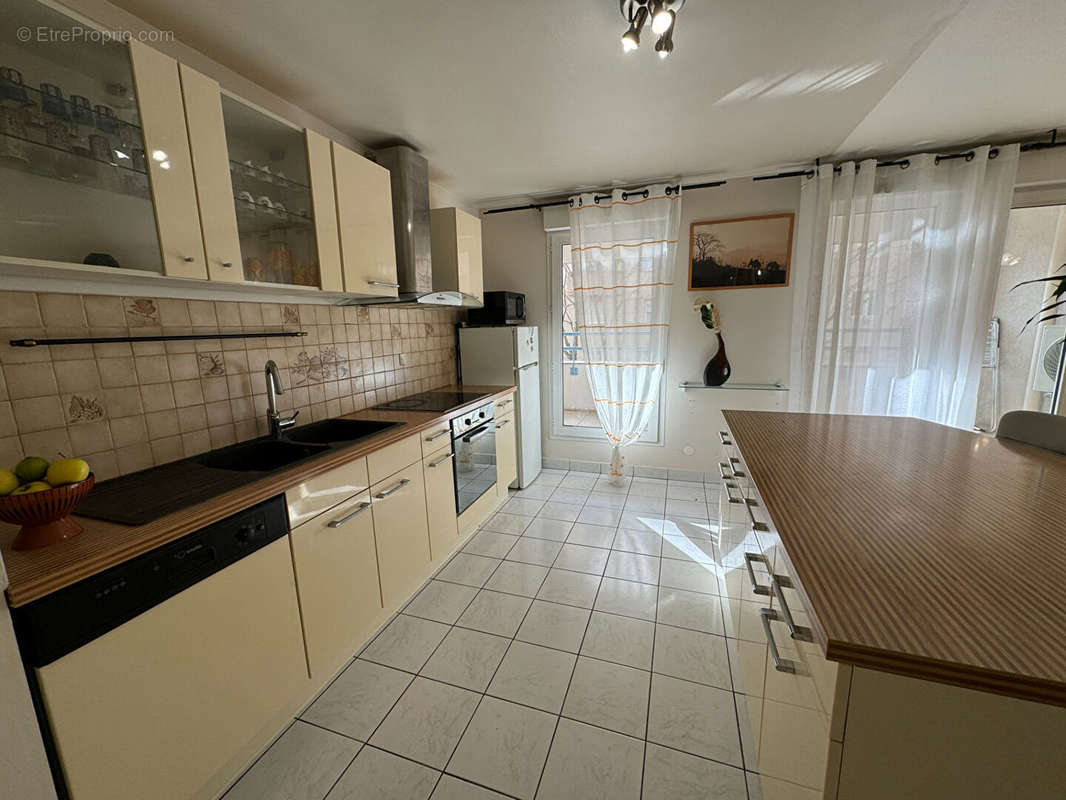 Appartement à VILLEURBANNE