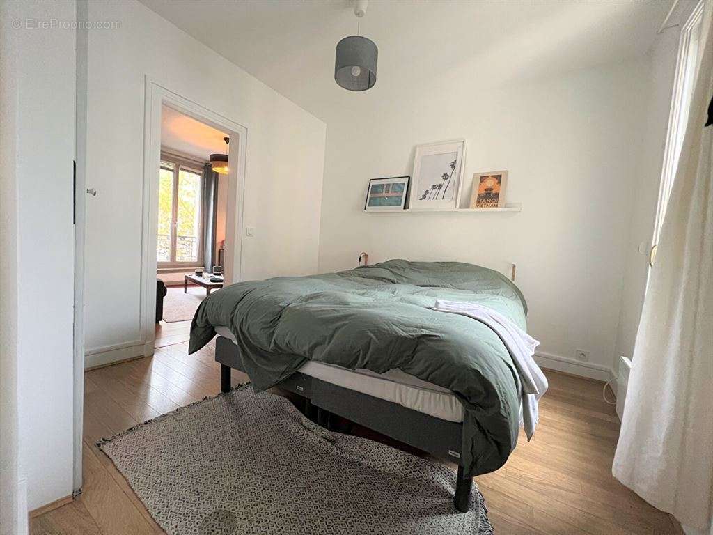 Appartement à PARIS-17E