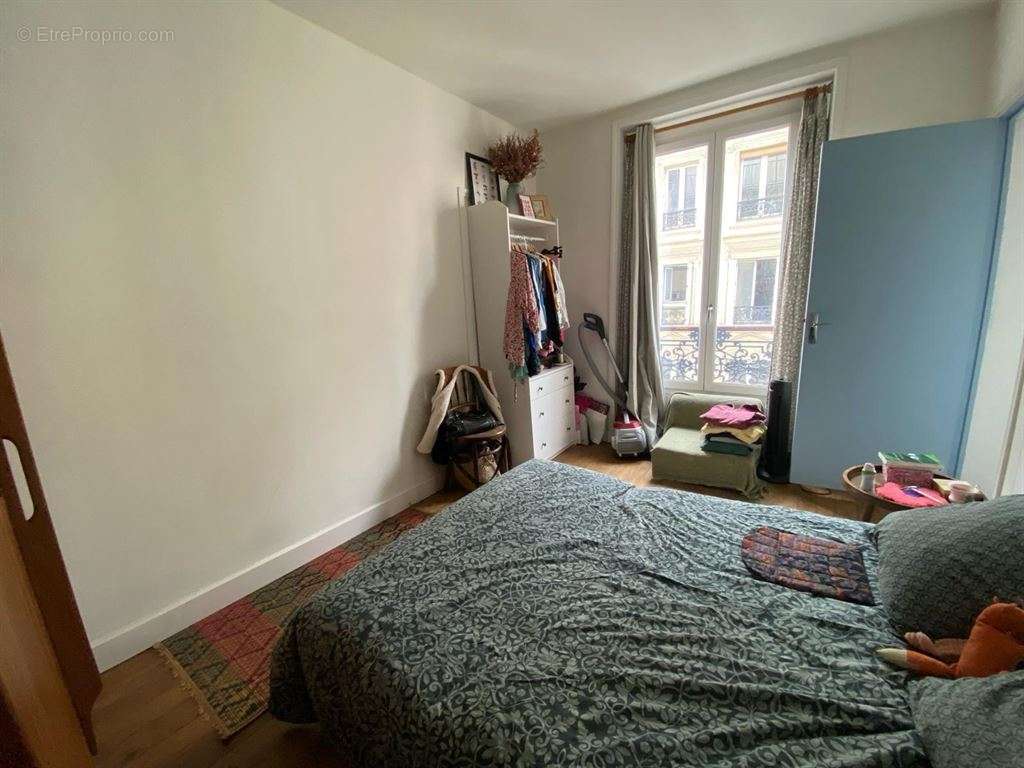 Appartement à PARIS-10E