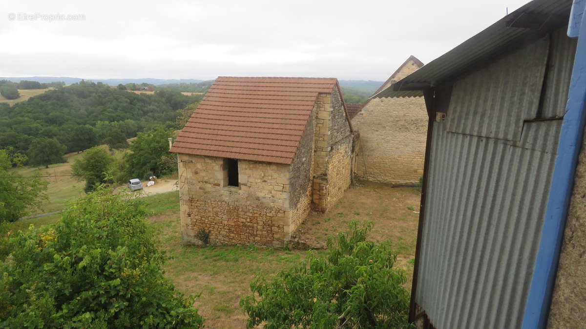 Maison à BADEFOLS-D&#039;ANS