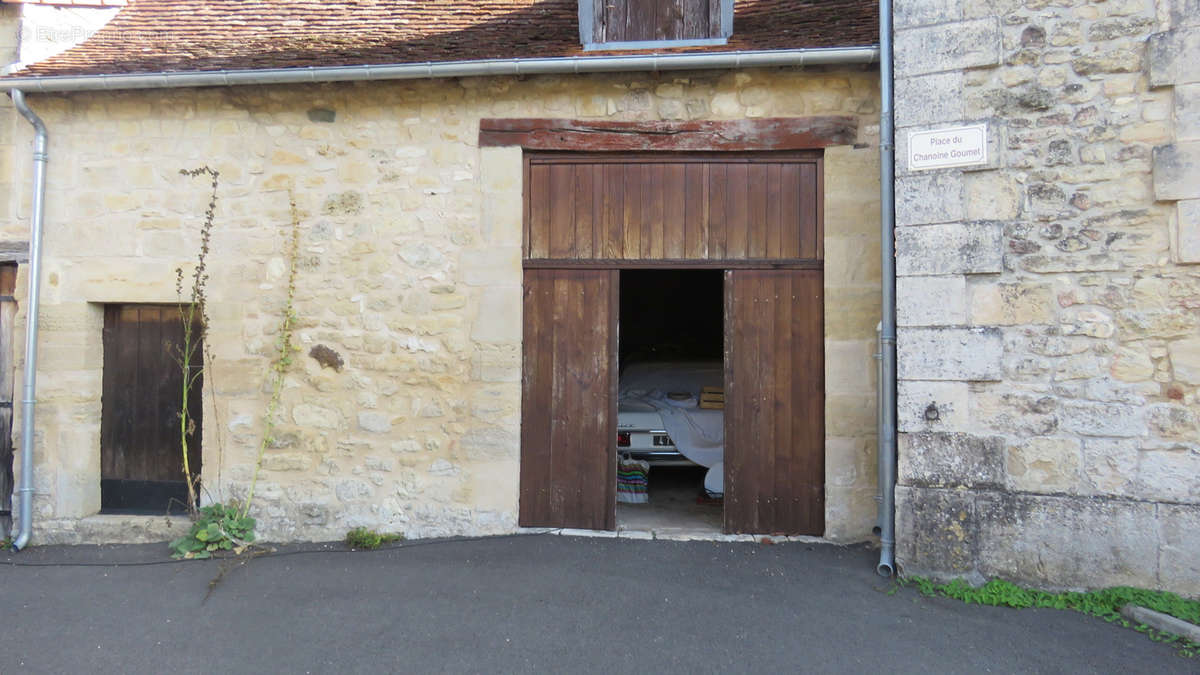 Maison à CHERVEIX-CUBAS