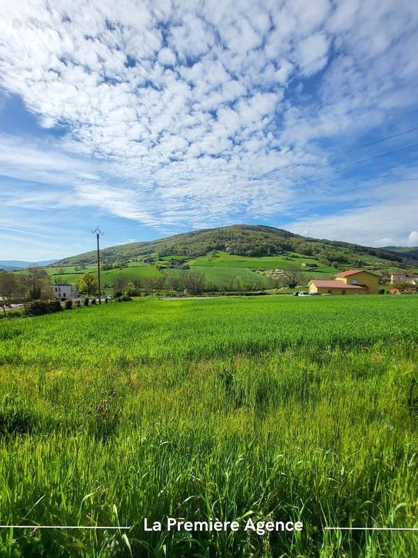 Terrain à ANCY