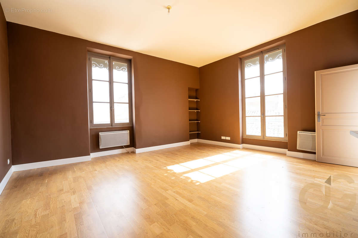 Appartement à NIMES