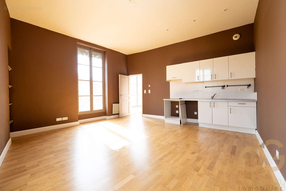 Appartement à NIMES