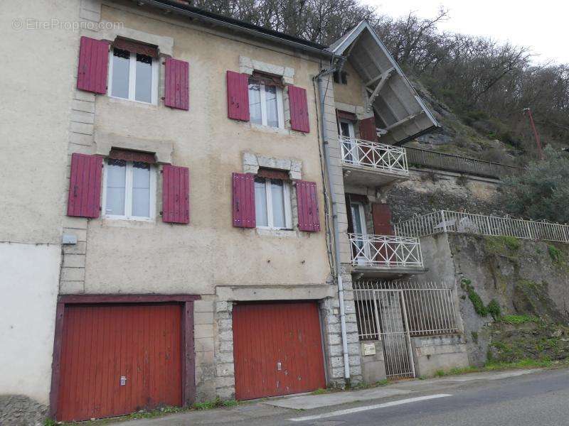 Maison à CAHORS