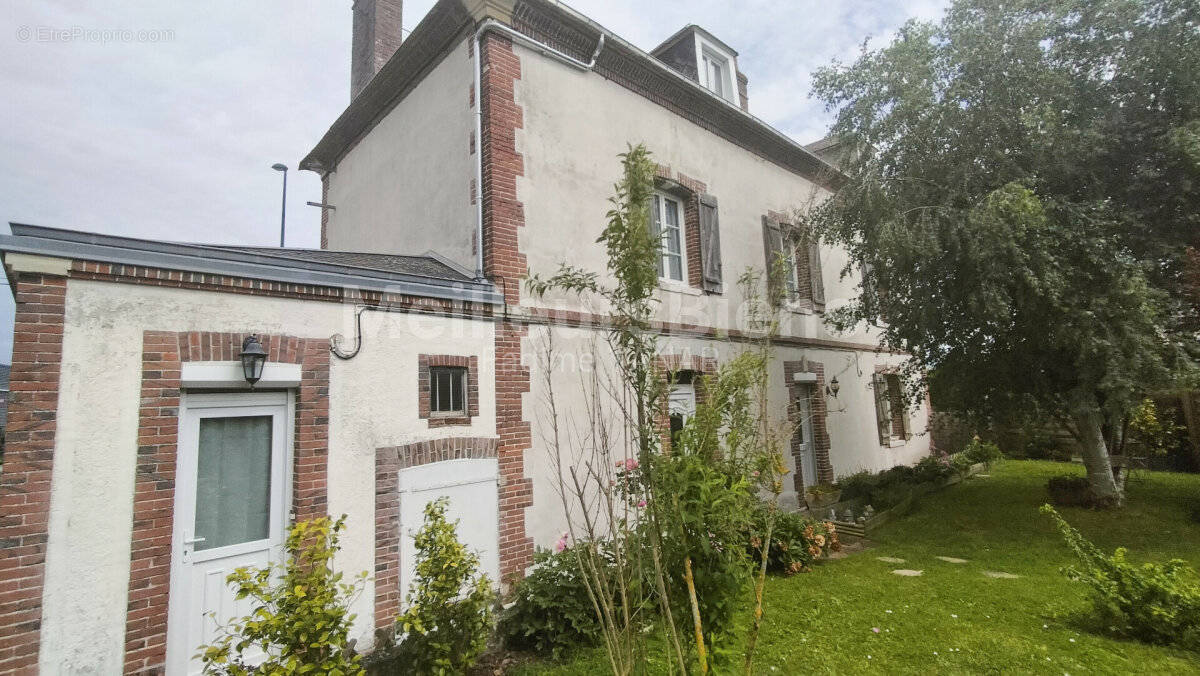 Maison à CHATEAUDUN