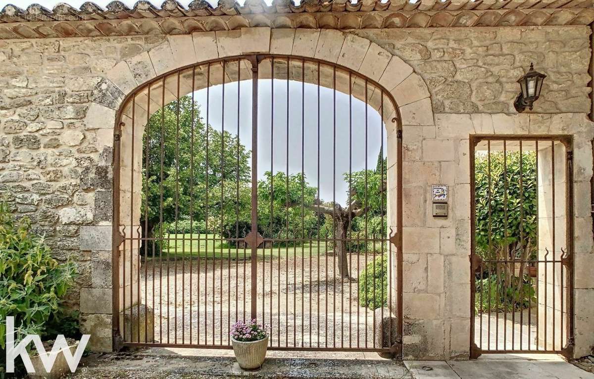 Maison à CHEVAL-BLANC