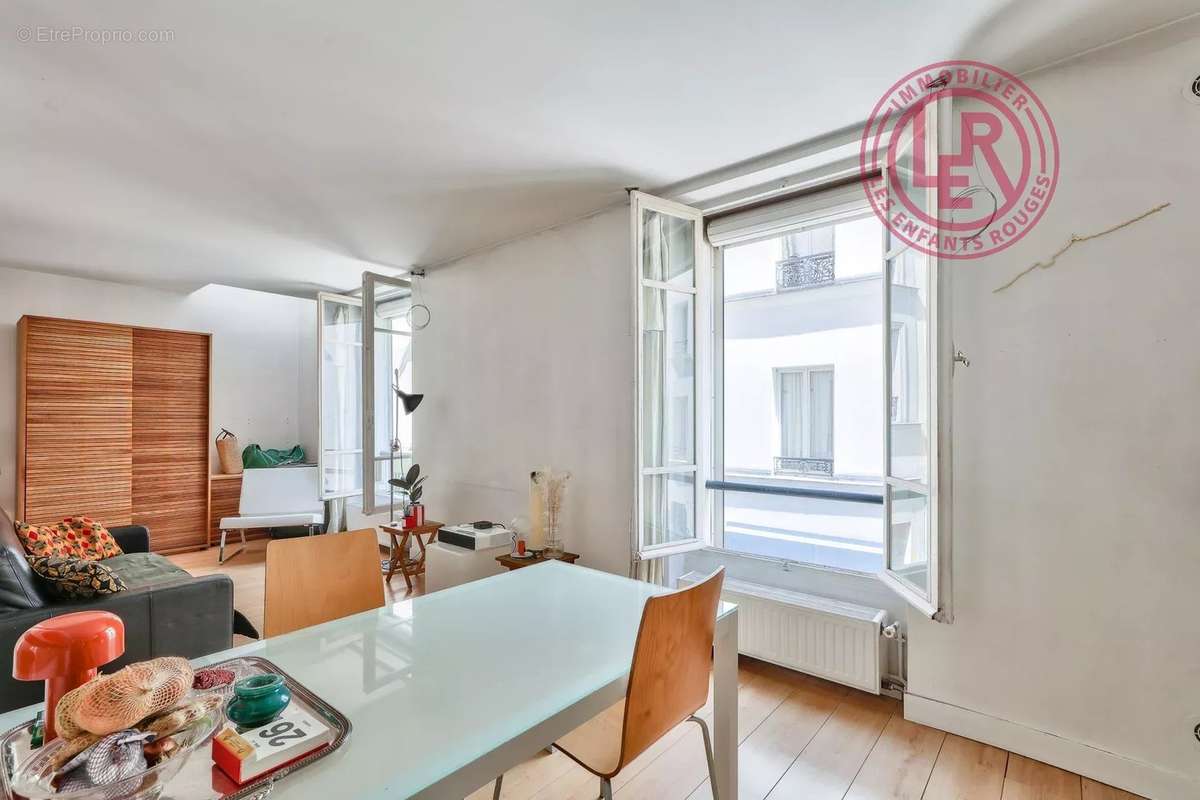 Appartement à PARIS-11E