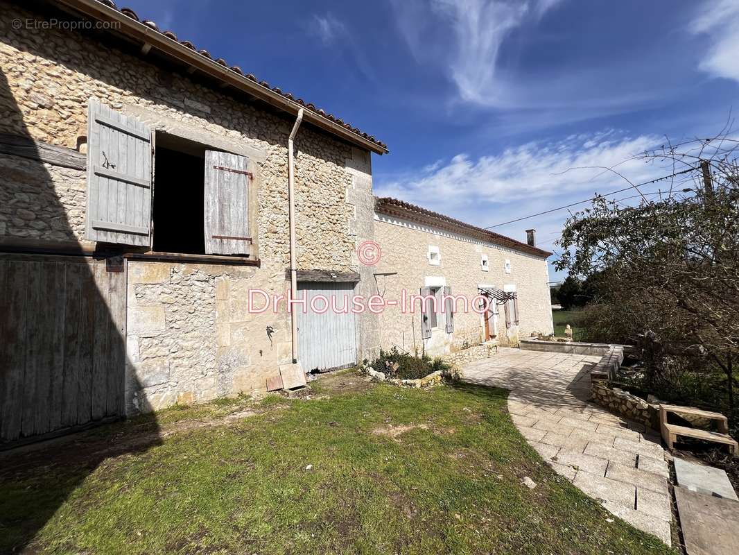 Maison à BOURG-DU-BOST