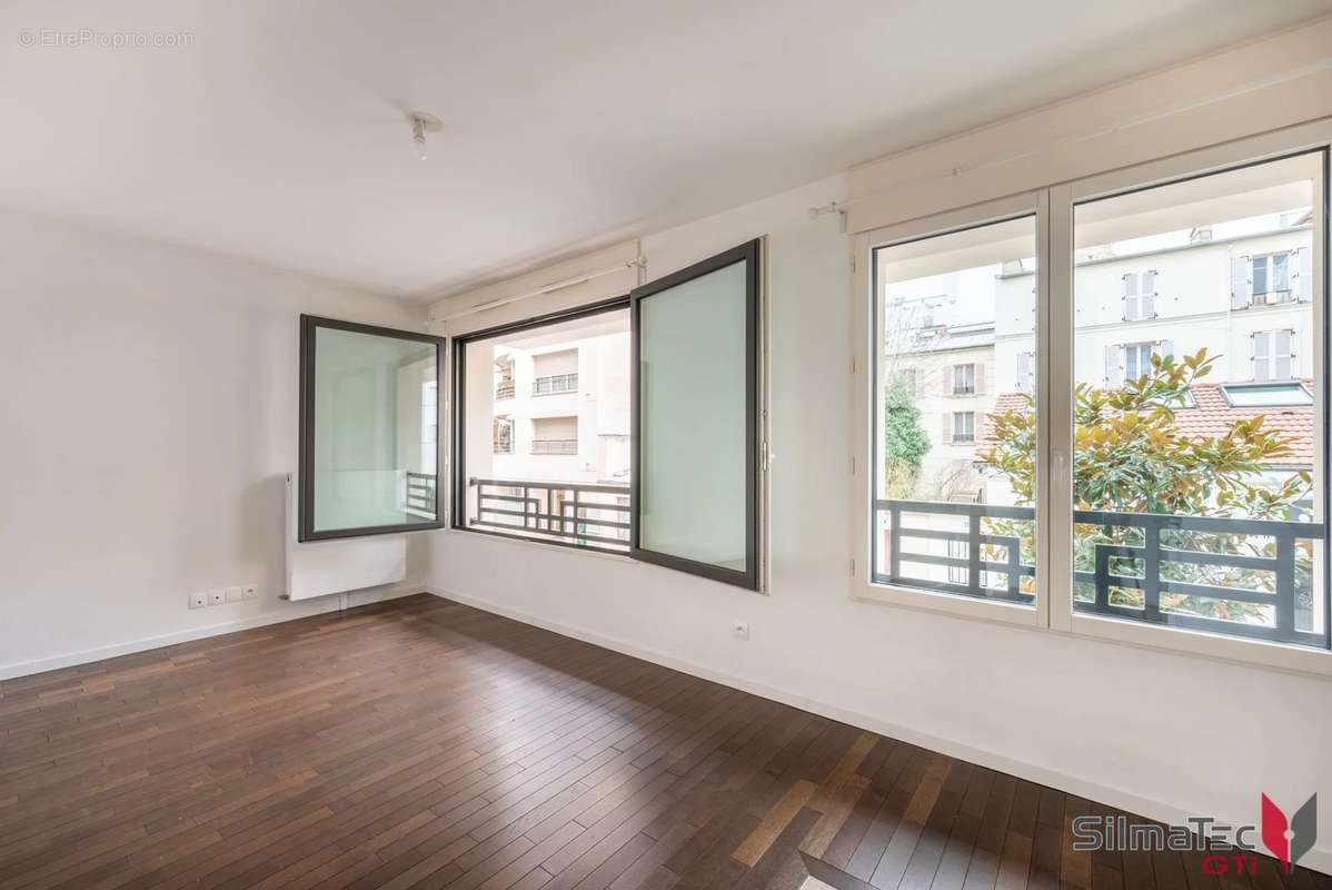 Appartement à LEVALLOIS-PERRET