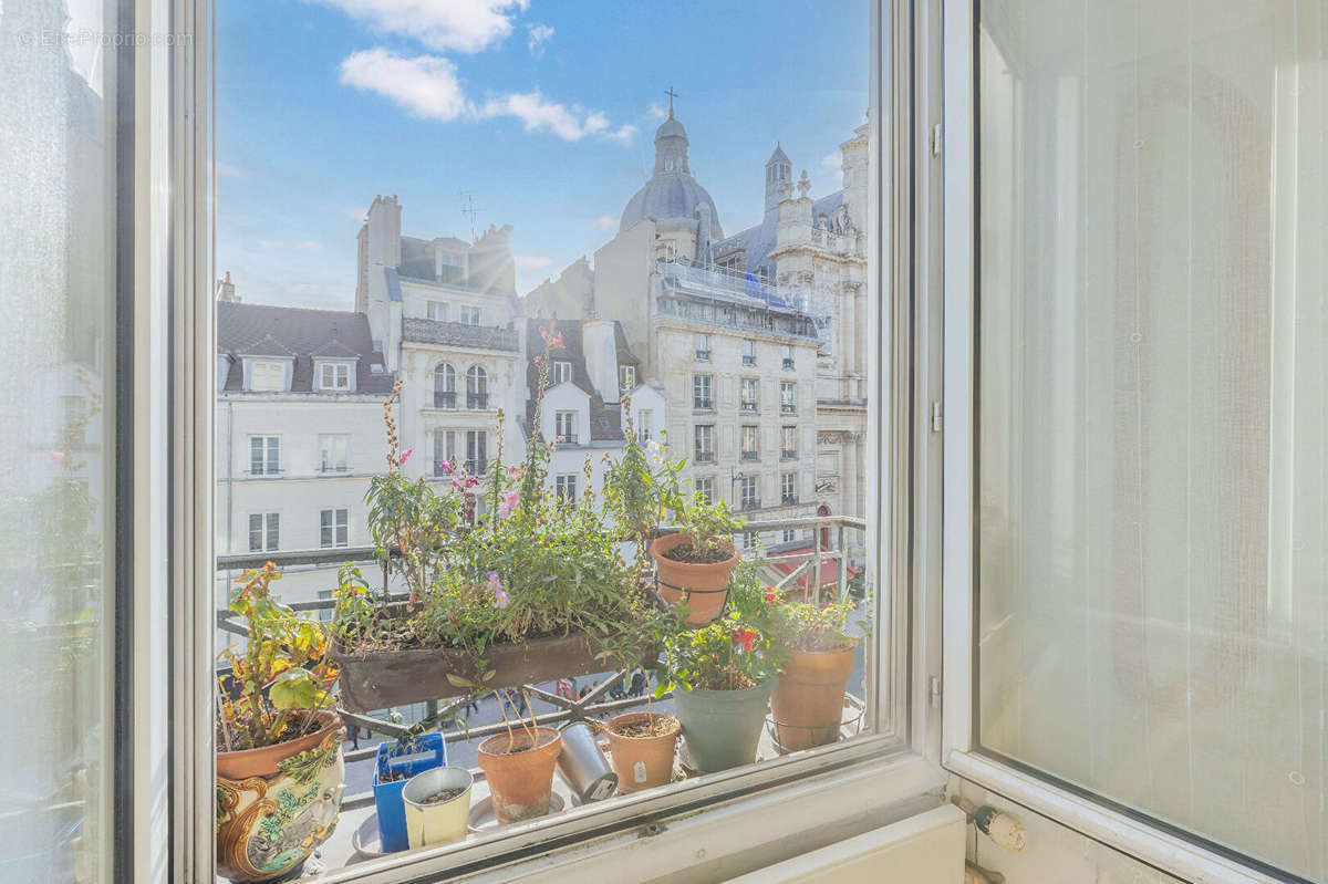 Appartement à PARIS-4E