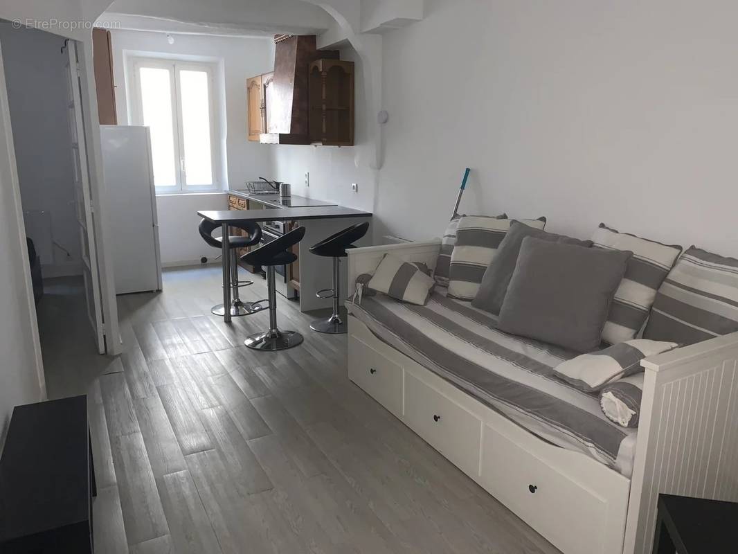 Appartement à AUBAGNE