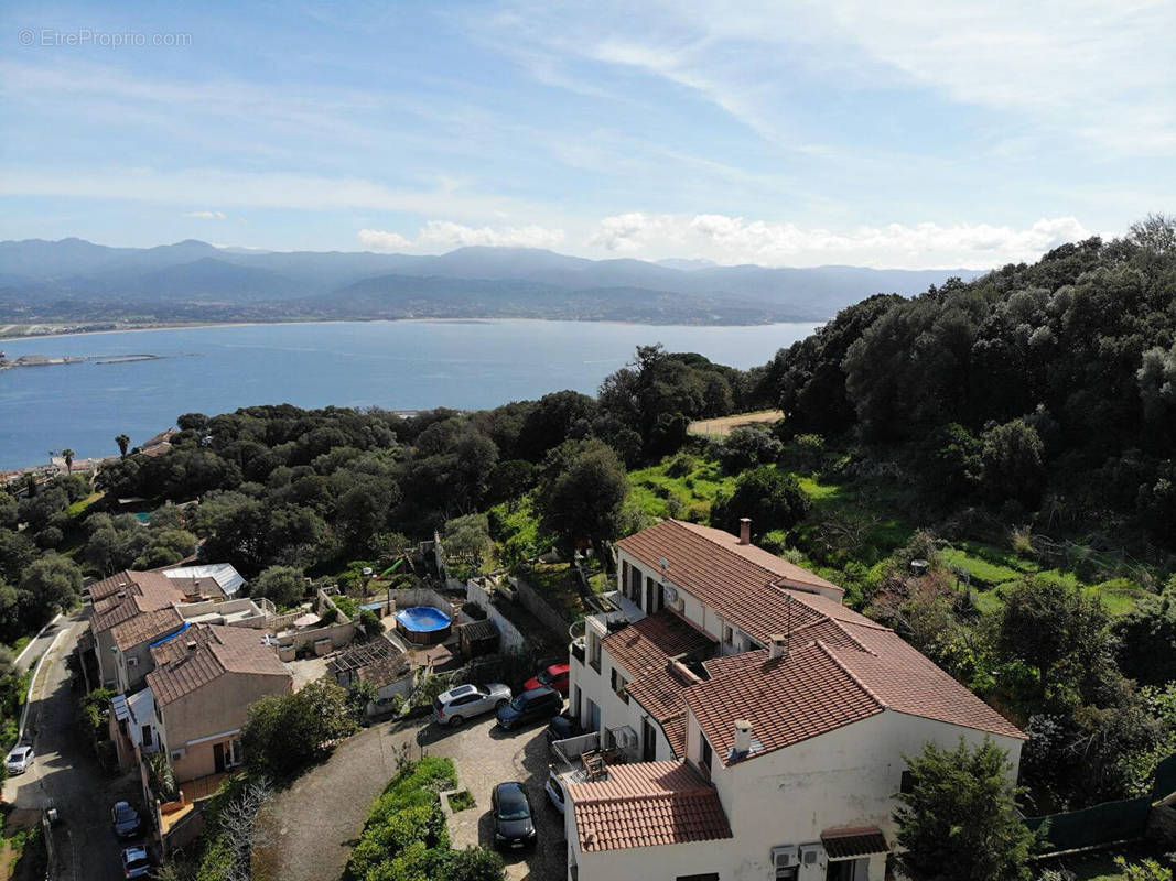 Appartement à AJACCIO