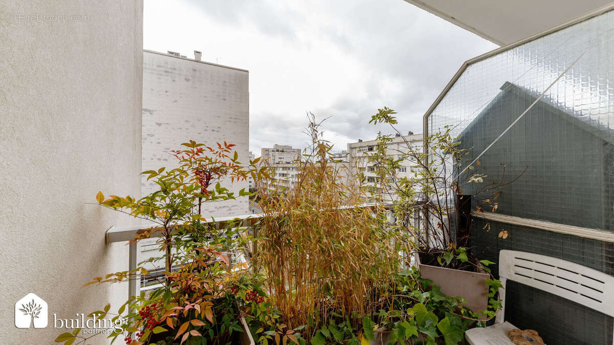 Appartement à LEVALLOIS-PERRET