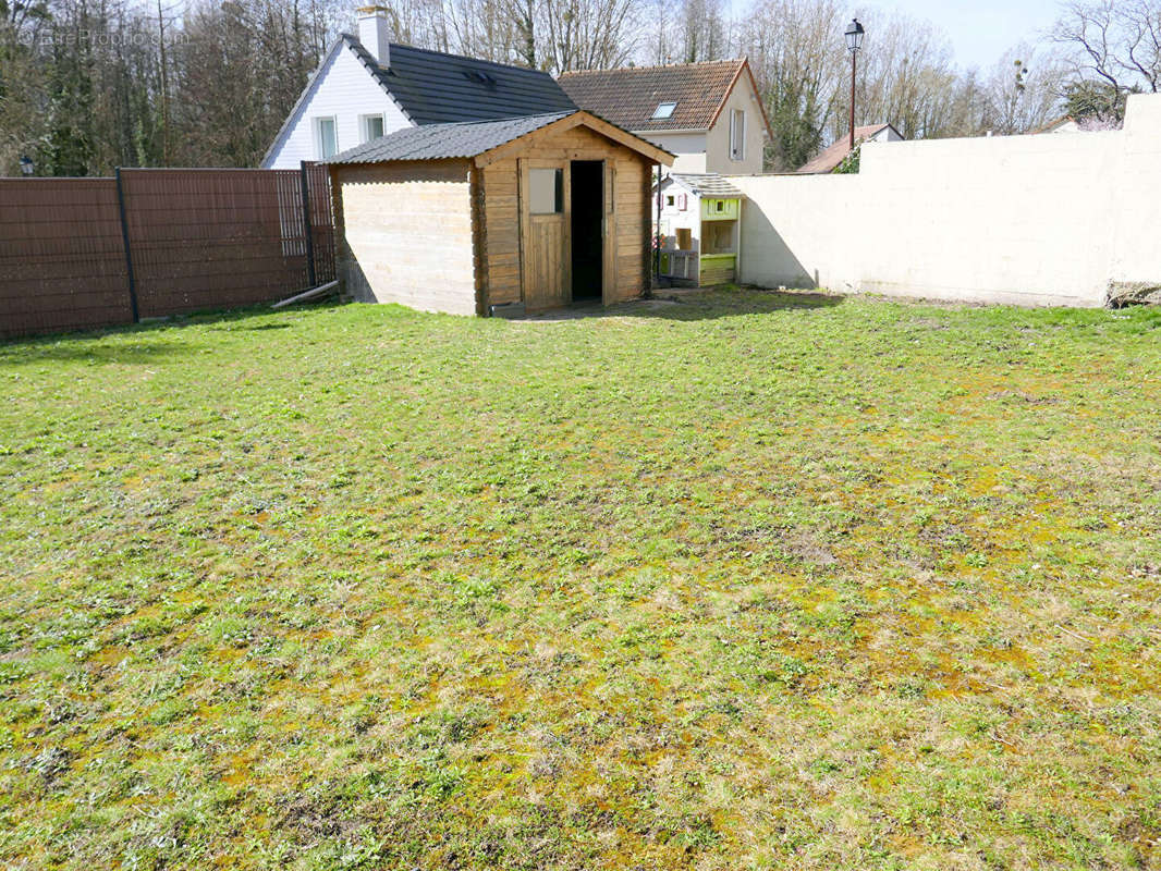 Maison à ELANCOURT