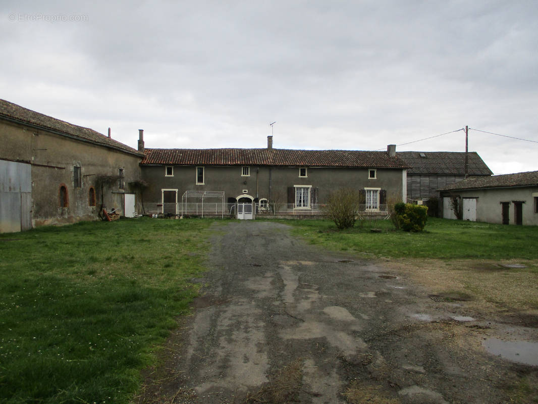 Maison à BRUX