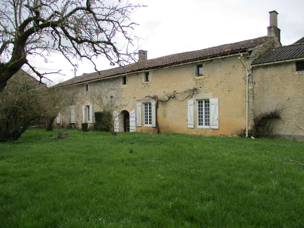 Maison à BRUX