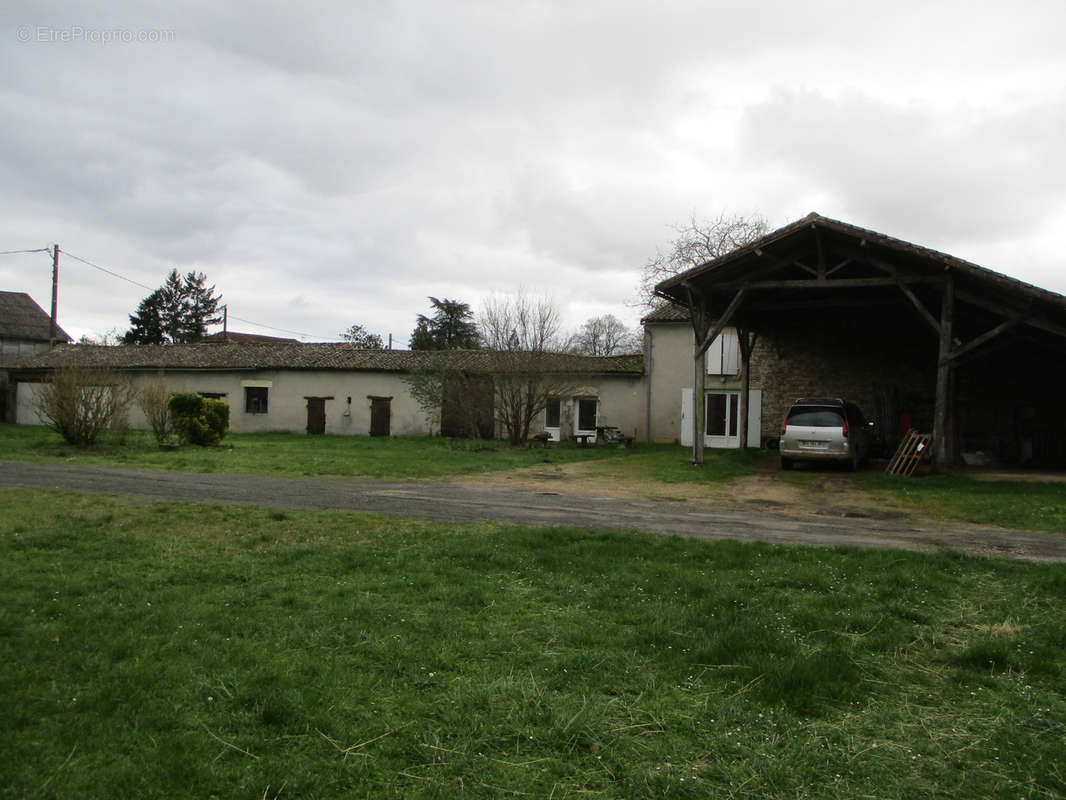 Maison à BRUX