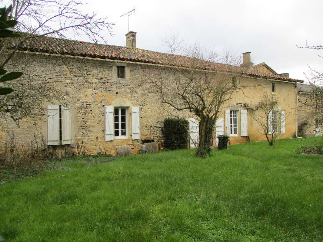 Maison à BRUX