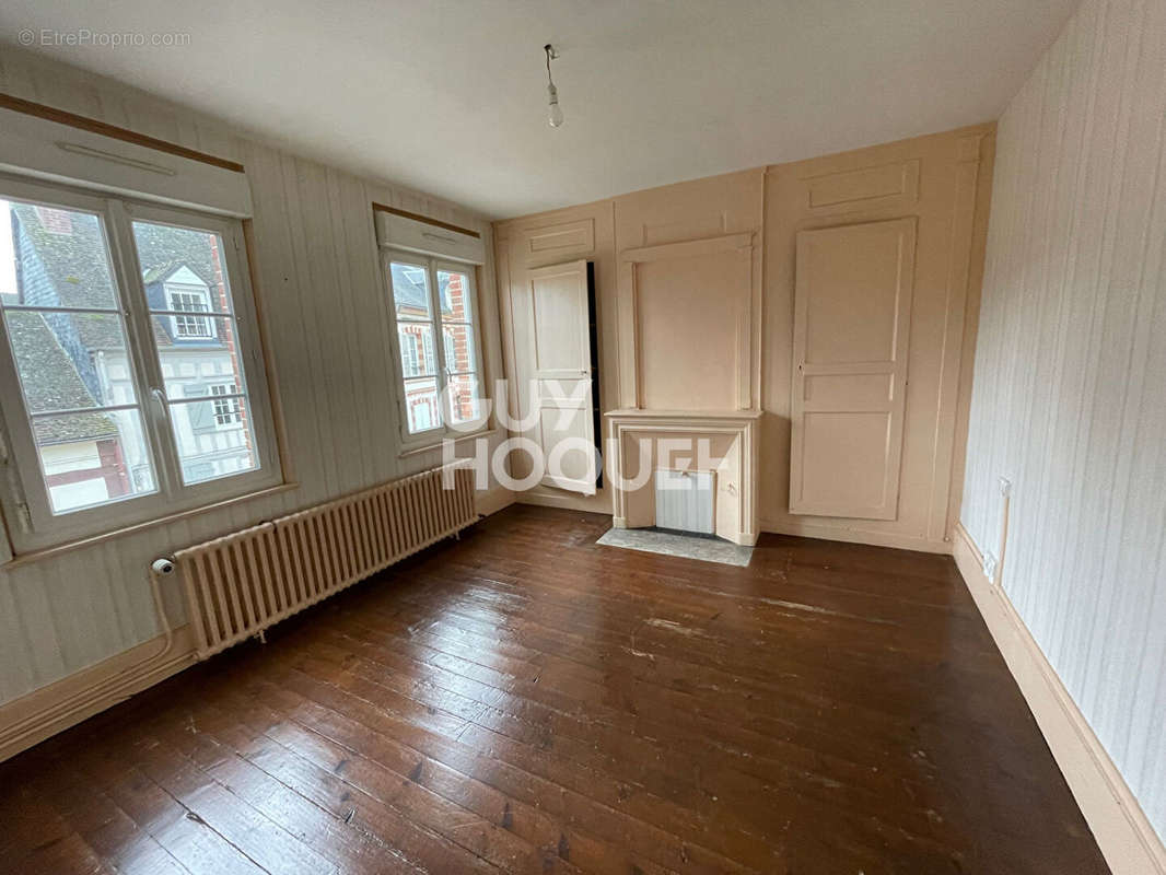 Appartement à BRETEUIL