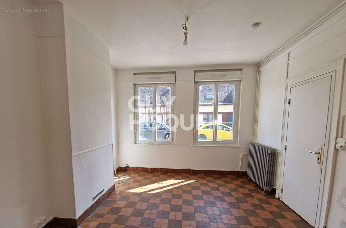 Appartement à BRETEUIL