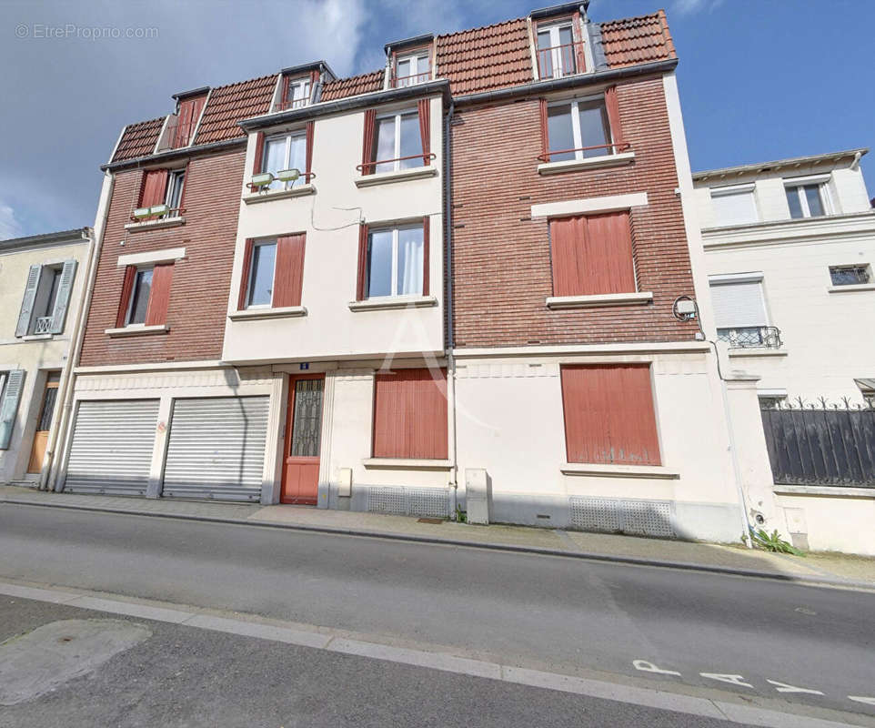 Appartement à LE PERREUX-SUR-MARNE