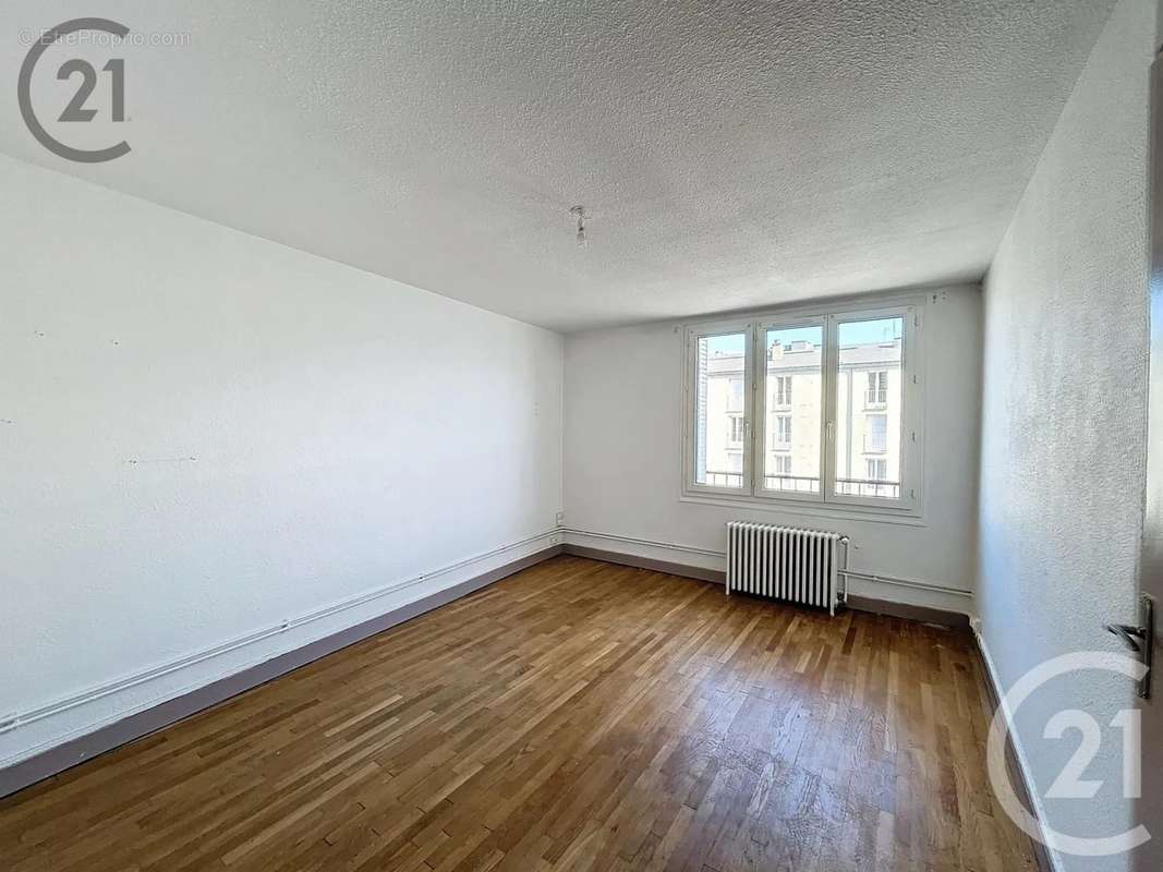 Appartement à GUERET