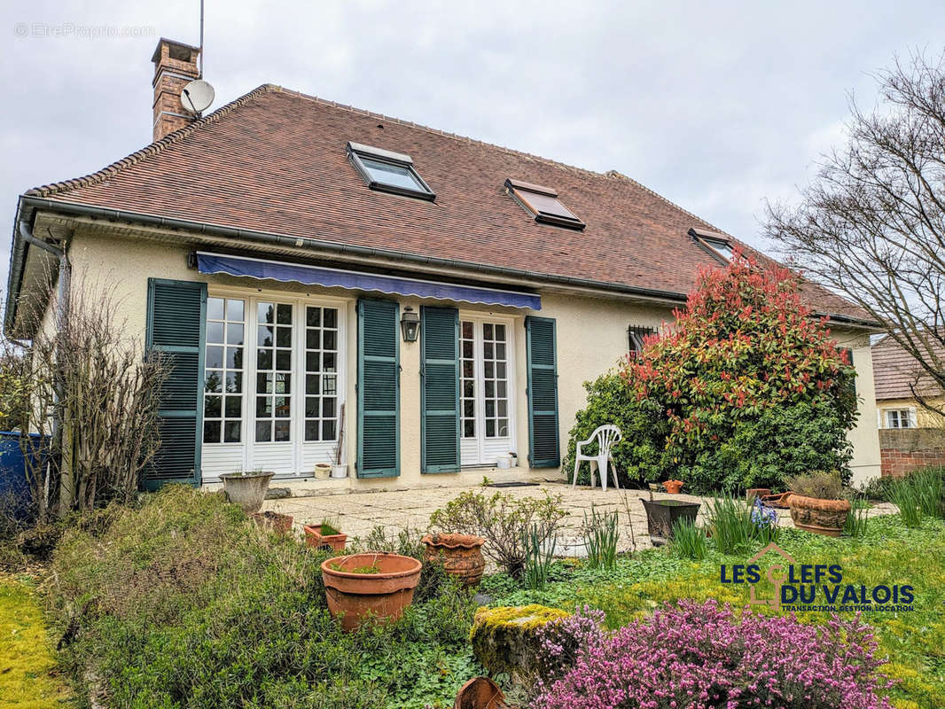 FACADE ARRIÈRE - Maison à CREPY-EN-VALOIS